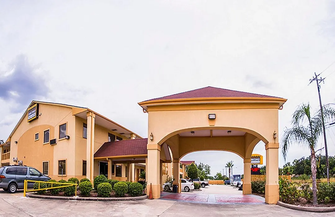 Downtowner Inn And Suites - Houston-1